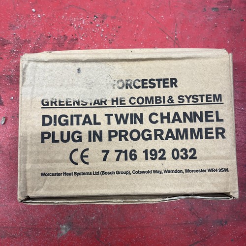 Worcester twin channel - plug, in